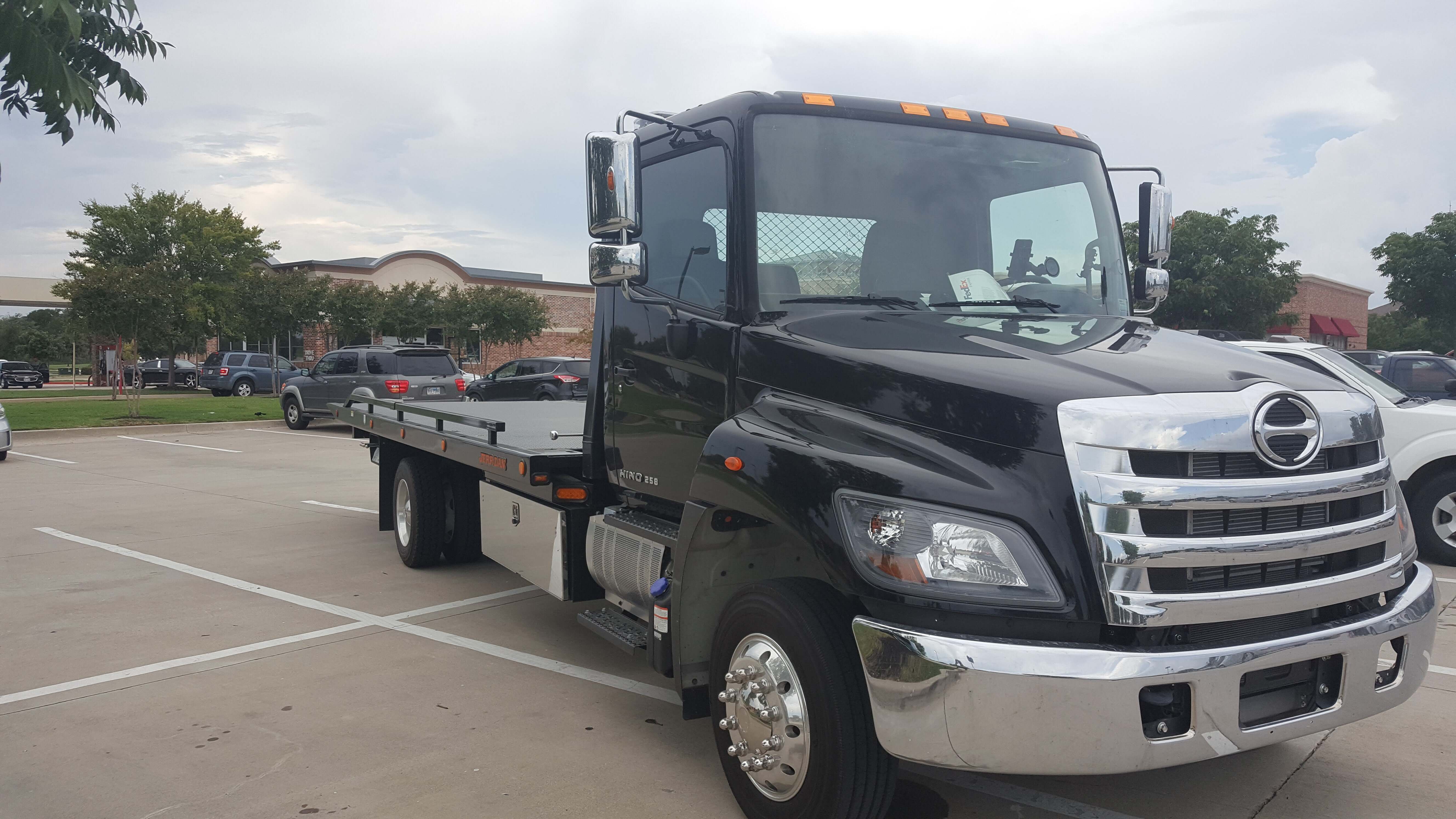 Tow truck mckinney business image in Mckinney, TX